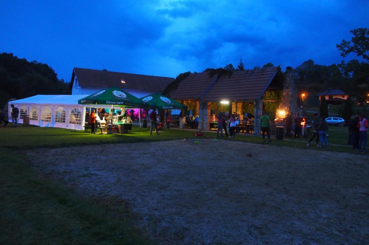 Camping Fox Cesky Krumlov Kájov 외부 사진